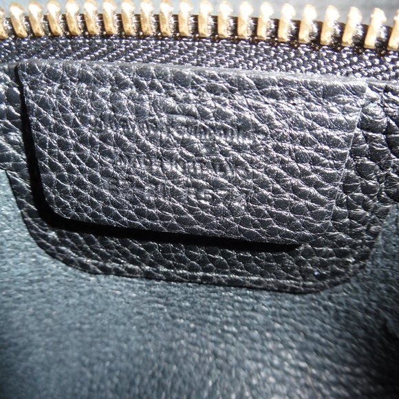 SOLD Salvatore Ferragamo Ally Pebble Leather Purse - Picture 8 of 8